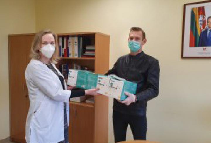 Alytaus rajono pirminės sveikatos priežiūros centrui dovana - respiratoriai
